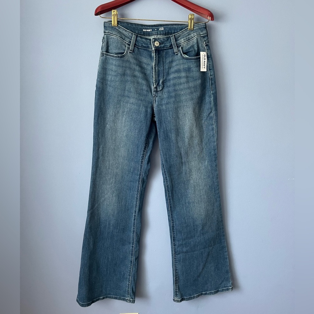Old Navy High Rise Flare Jeans Size 6